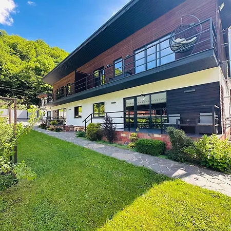Wow дача та Soloma House Вілла Сасівка
